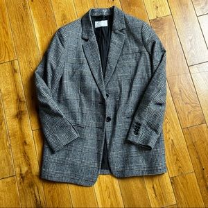 Everlane black and white blazer